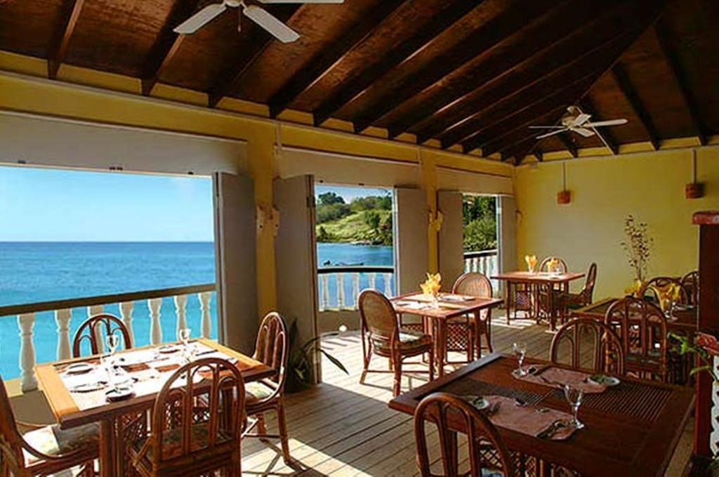 Gem Holiday Beach Resort St. George's Exterior foto